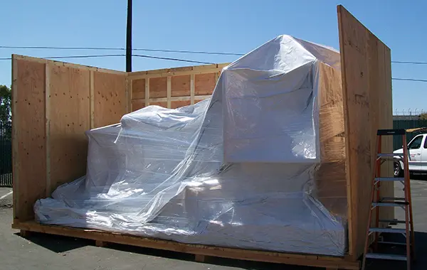 Assembly Line Equipment Crates with Vapor Bag for Moisture Protection